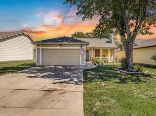 1230 S Stoneybrook Cir, Wichita, KS 67207