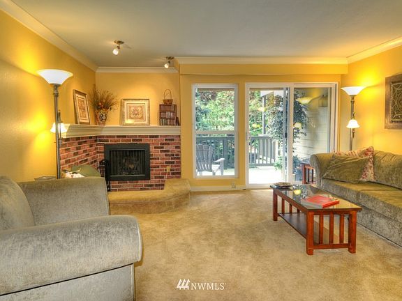 2nd image of 1900 N Northgate Way #1914
