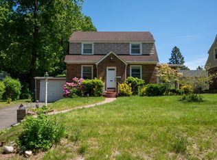 285 Grandview Ave, Hamden, CT 06514