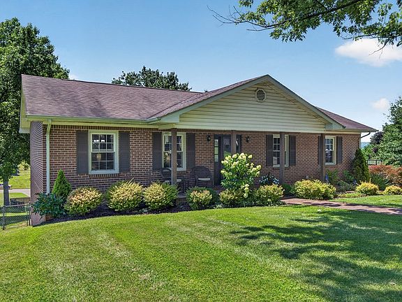 2nd image of 1140 Hillview Dr