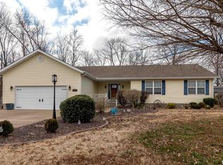 2617 N 12th St, Herrin, IL 62948