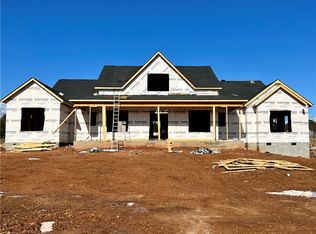 220 Burnt Tanyard Rd, West Union, SC 29696