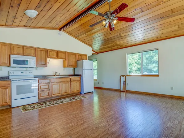 839 Hazzle Ct, Coupeville, WA 98239