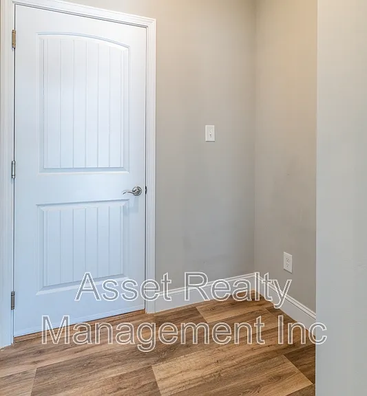 7703 Honey Oaks Rd #1 — Photo 9
