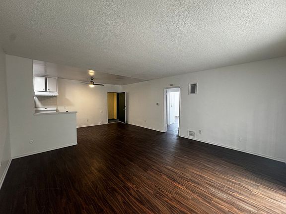 4th image of 1826 N Wilton Pl #1