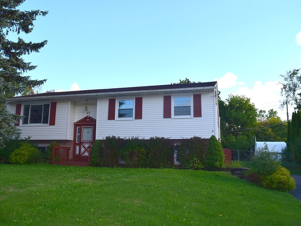 1st image of 43 Kathy Dr