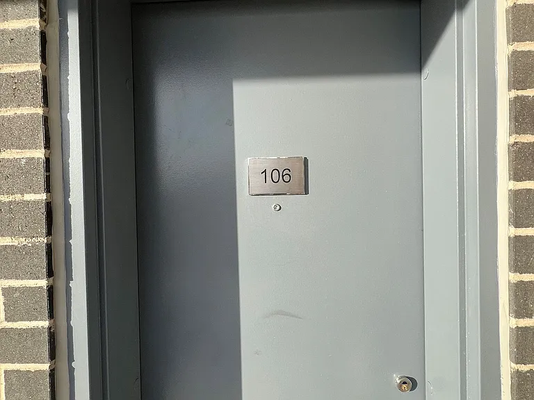 62 Dixfield Dr #106 — Photo 2