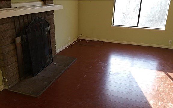 4th image of 25009 Billie Dr