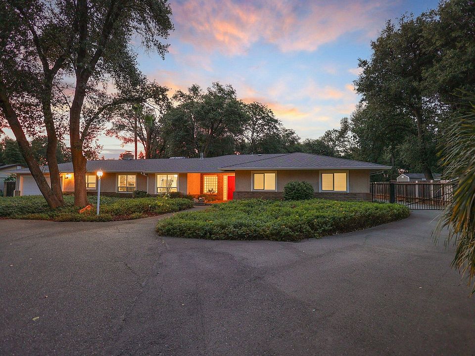 1st image of 4829 Saratoga Dr