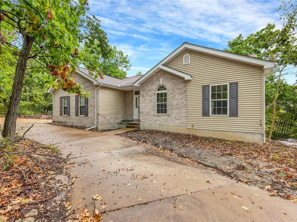 1106 Highview Dr, Pacific, MO 63069