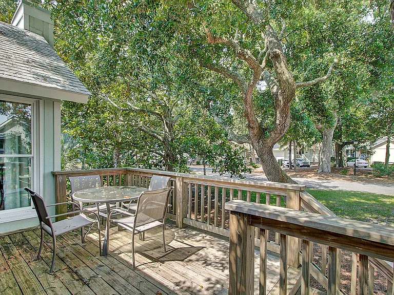 10 Lake Village Ln — Photo 8