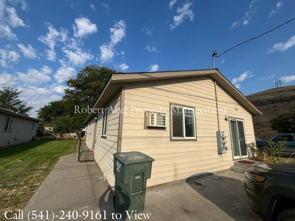 25 SE 18th St