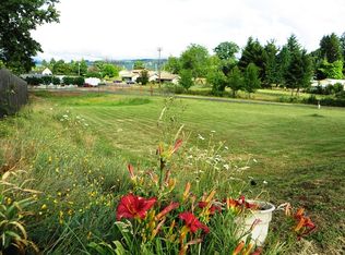 601 1st St, Yoncalla, OR 97499