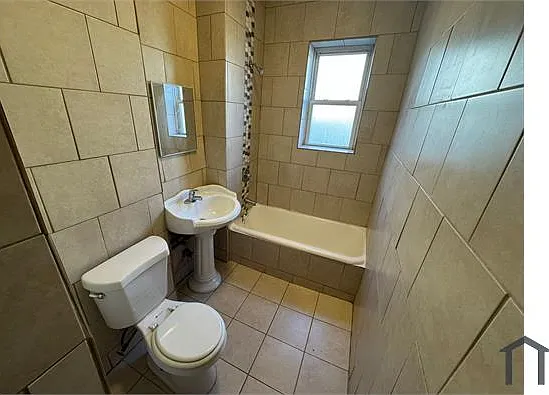 220 Roseville Ave #402 — Photo 5