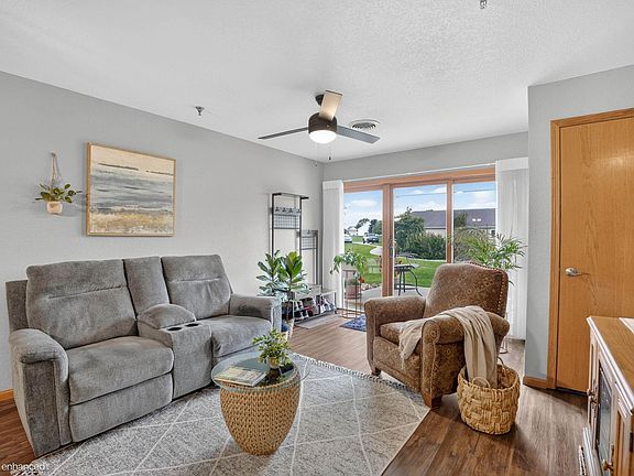 2nd image of 4305 Autumn Ridge Rd Unit 208