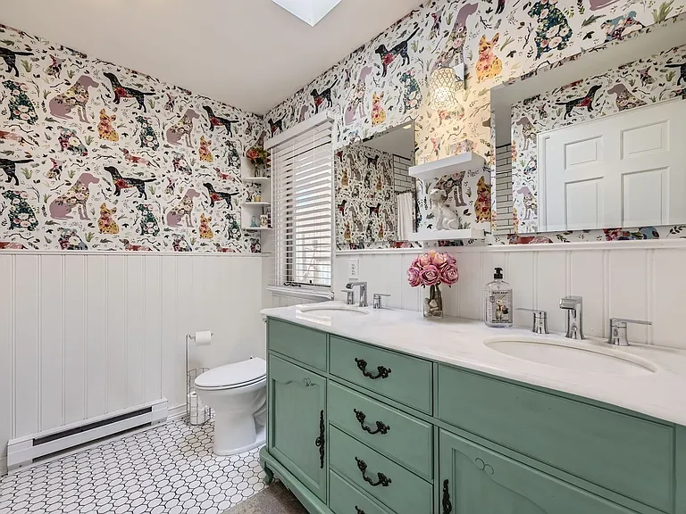 720 Josephine St — Photo 17