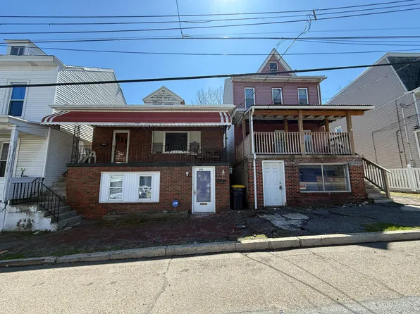 1715-1717 W Market St, Pottsville, PA 17901