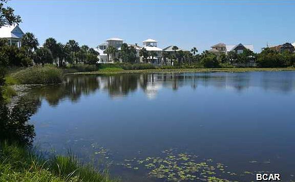 5th image of 421 Lakefront Dr