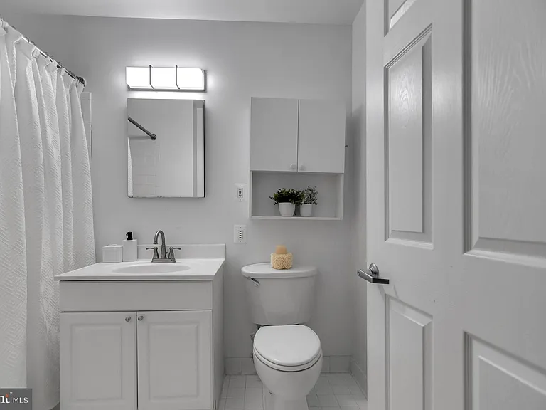 1308 Clifton St NW #210 — Photo 17