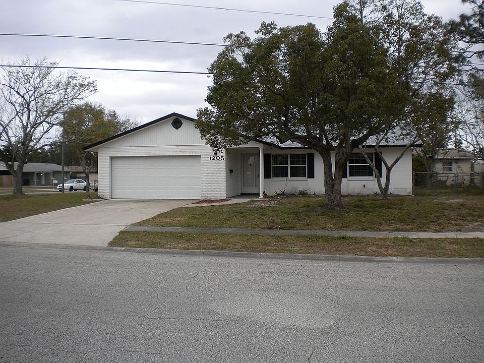 1st image of 1205 Bonnymede Dr