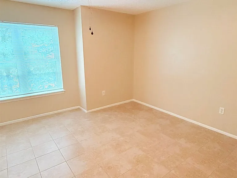 914 Hammond Manor Dr #C — Photo 8