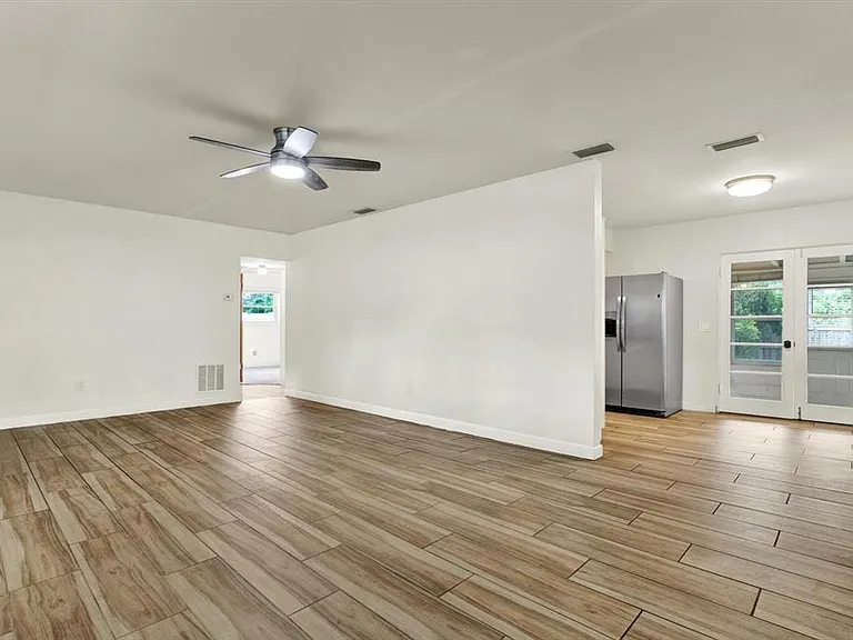 8567 Ridge Rd — Photo 3