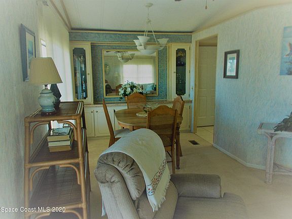 4th image of 1013 Ginger Ln
