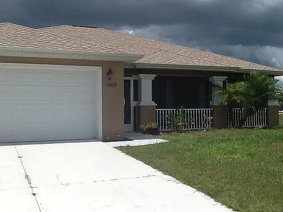 1st image of 1909 NW 23rd St