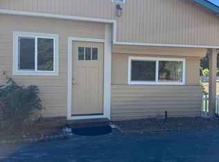 2660-2666 Gravenstein Hwy S #2662, Sebastopol, CA 95472