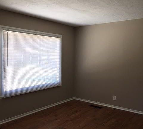 4th image of 3638 Beasley Dr