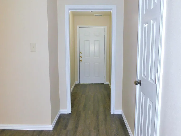3812 Yellowstone Pl — Photo 4