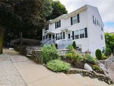 232 Dunedin St, Cranston, RI, 02920