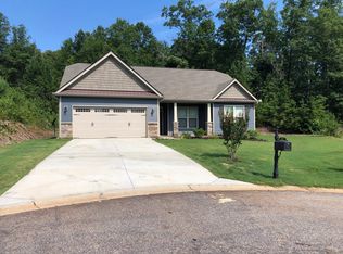 137 Shadowood Ct, Seneca, SC 29678