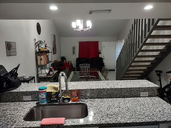 3rd image of 12961 Elm Creek Ct