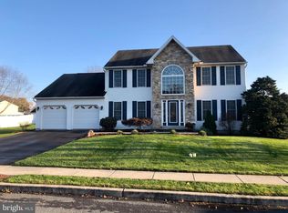 234 Loyalsock Dr, Douglassville, PA 19518