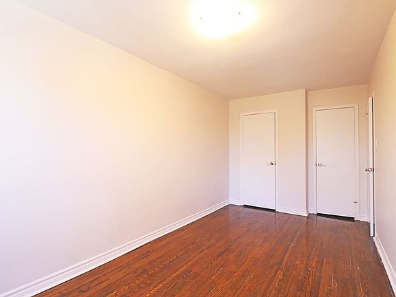 3rd image of 1237 B E Woodbine Ave #B