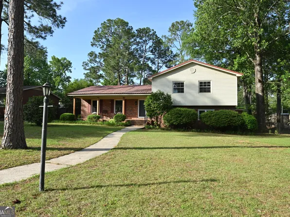 1654 Maryland Dr, Albany, GA 31707