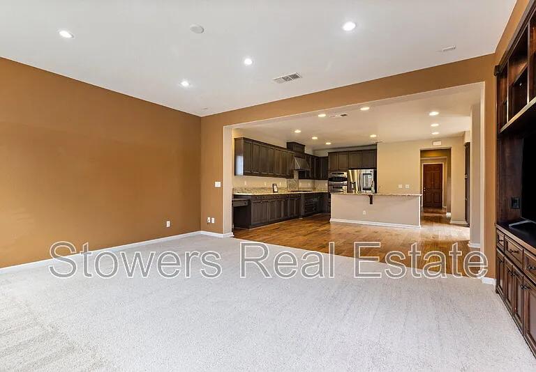2512 Piccadilly Cir — Photo 20