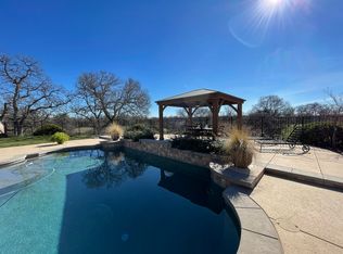 20465 The Oaks Dr, Red Bluff, CA 96080