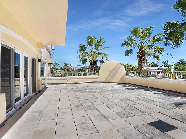 4405 N Ocean Dr #201 — Photo 5