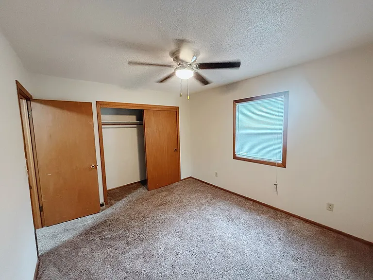 1227 East Ave S — Photo 6