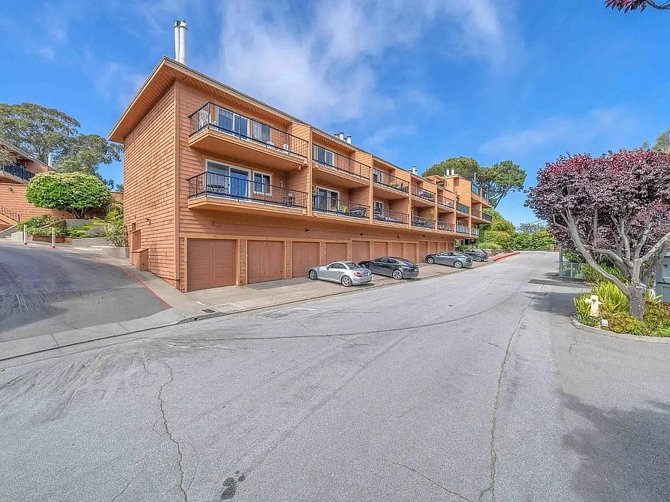 1st image of 74 Stanford Way #74
