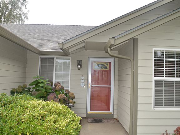 2nd image of 7620 NE 152nd Ave