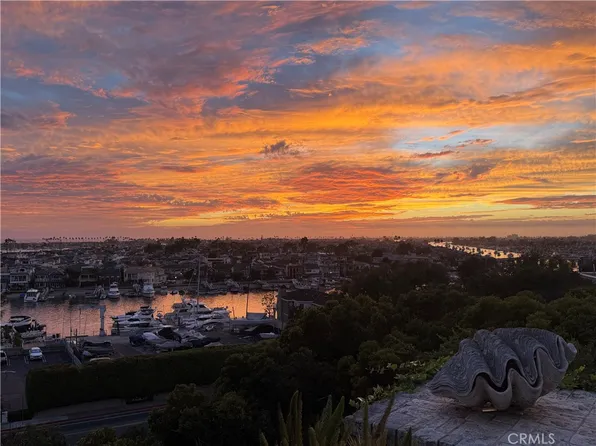1535 Dolphin Ter, Corona Del Mar, CA 92625