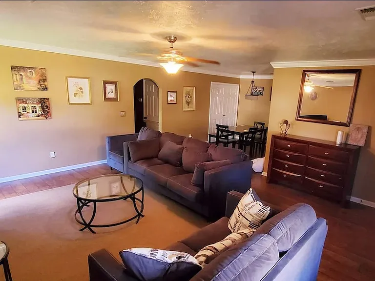 51 Ashwood Dr — Photo 5