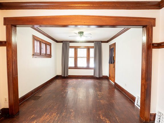 5th image of 4343 4th Ave S