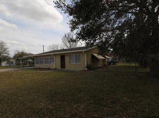 704 Highlands Ave, Dundee, FL 33838
