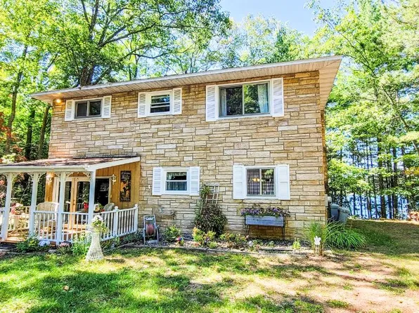 8801 Fischer Landing Rd, Woodruff, WI 54568