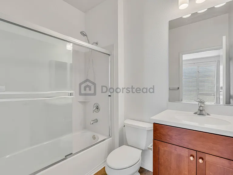 6466 Hollis St #321 — Photo 32