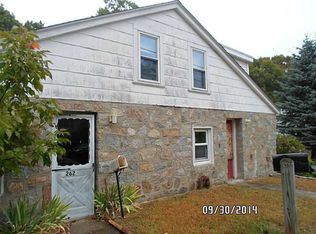 262 Aylsworth Ave, Woonsocket, RI 02895